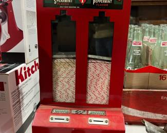 Chewing Gum Dispenser Machine