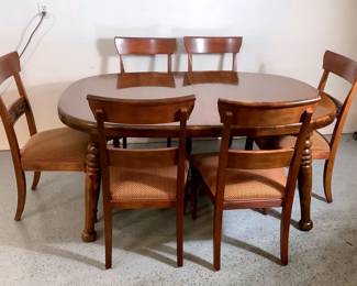 NIAB207 Dining Room Table and Chairs Solid wood, Unknown manufacturer of the table, comes with 2 leafs to extend the table.&nbsp;
