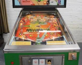 1969 Williams Expo Pinball machine Working well it has been fully serviced and plays great