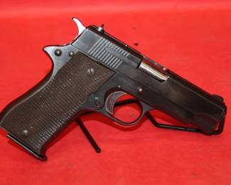Star Model BM 9mm Pistol w/ 2 mags SN 1801052  **ATF LAWS APPLY**