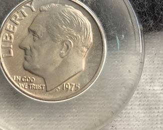1975 Roosevelt Dime, no mint mark, encased in acrylic