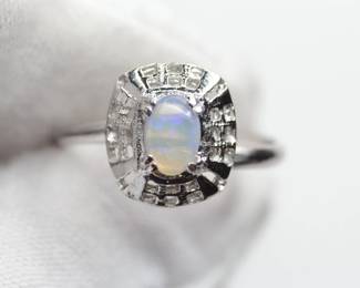SILVER OPAL RING