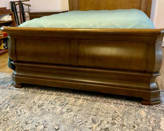 Queen Size Sleigh Bed $1,800