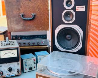 Vintage Technics Speakers & Pioneer Turntables