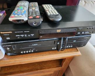 Panasonic DVD Player - Panasonic DVD and VHS Player