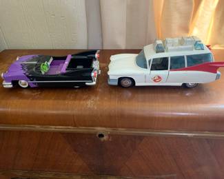 Teenage mutant ninja turtles vehicle and the ambulance from Ghostbusters