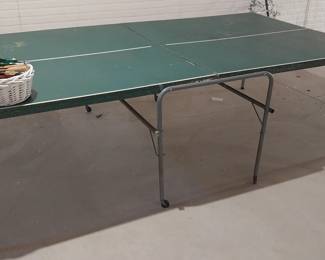 ping pong table