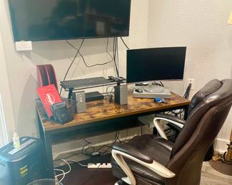 *Samsung 50” flat screen tv model: UN50RU7100FX2A
*Samsung 27" CF39 FHD AMD FreeSync Curved Monitor
*Serta adjustable office chair
