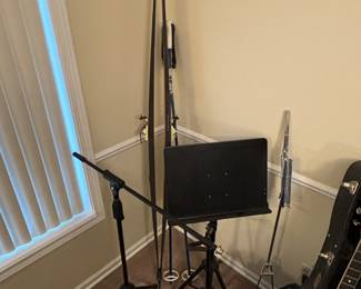 Music stands microphone stand