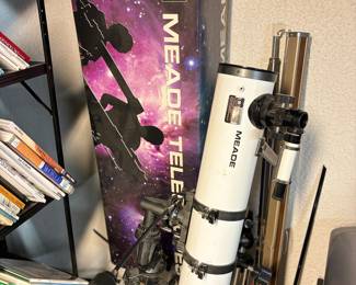 Nice Meade telescope