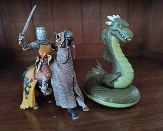 Schleich Ritter knight on horse and Tales of Glory Spirit Animal dragon action figures