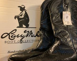 men's boots, size 12 EE, brand new