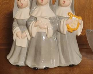Singing nuns figurine