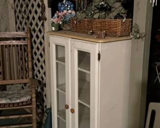 White Cabinet