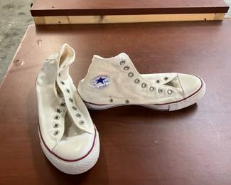 Converse Size 10