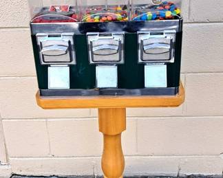 GUMBALL MACHINE