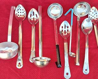 UTENSILS LOT
