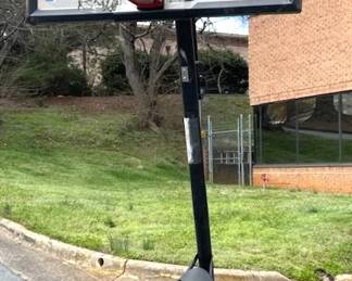 LARGE BASKETBALL HOOP 