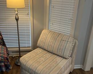Great armless accent chair