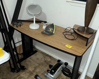 desk / utility table