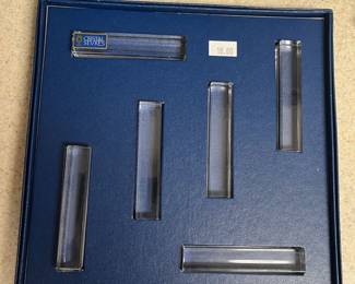 Boxed Cristal de Sevres knife rests