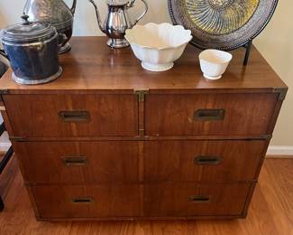Mcm Vintage Henredon Campaign style w/brass inset door pulls cabinet.