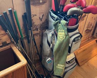 King Cobra Golf set + miscellaneous golf clubs + Ping Golf bag 