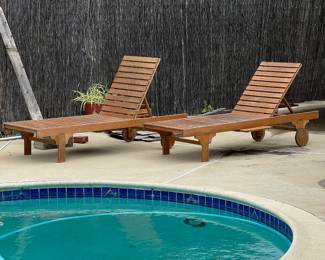 poolside lounge chairs