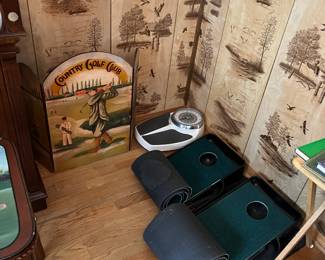 Golfing collectibles