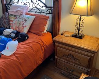 nightstand + lamp