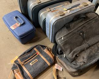 vintage suitcases and bags