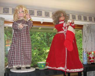 Christmas & Halloween Room: 1940's-50's Store Displays Arm & Head movement