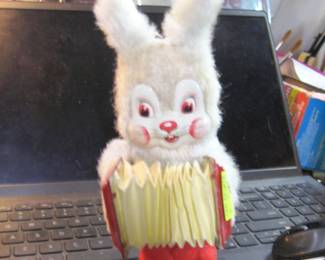 Wind up Bunny (Cannot wind up)