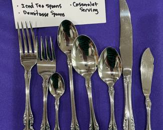 Oneida "Brahms" 90+ Piece Set