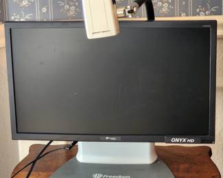 FREEDOM SCIENTIFIC ONYX  HD DESKSET VIDEO MAGNIFIER DOCUMENT READER 