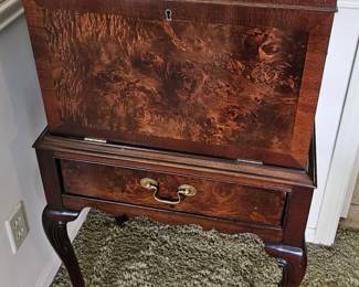 Hickory White silverware chest