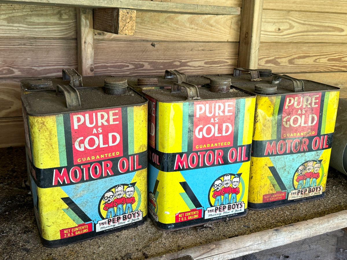 Pep Boys Pure as Gold oil cans