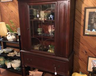 Duncan Phyfe china cabinet