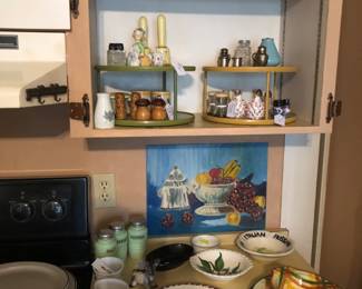 Collectible salt shakers, plates, platters, bowls
SOLDJadeite, Lefton Pineapples, 