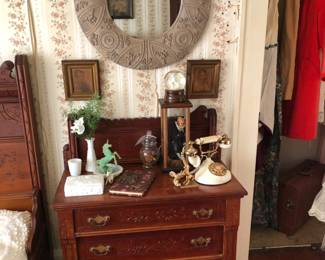 Eastlake small dresser stand
SOLDPhone, Green Unicorn 