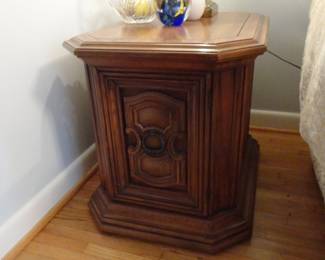Pair of Wooden End Tables