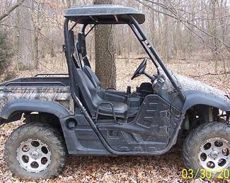 2006 Yamaha Rhino 660 side by side 4 x 4