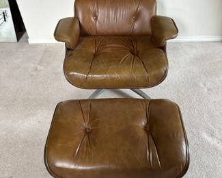 Northfield Industries Eames style chair. 1970's