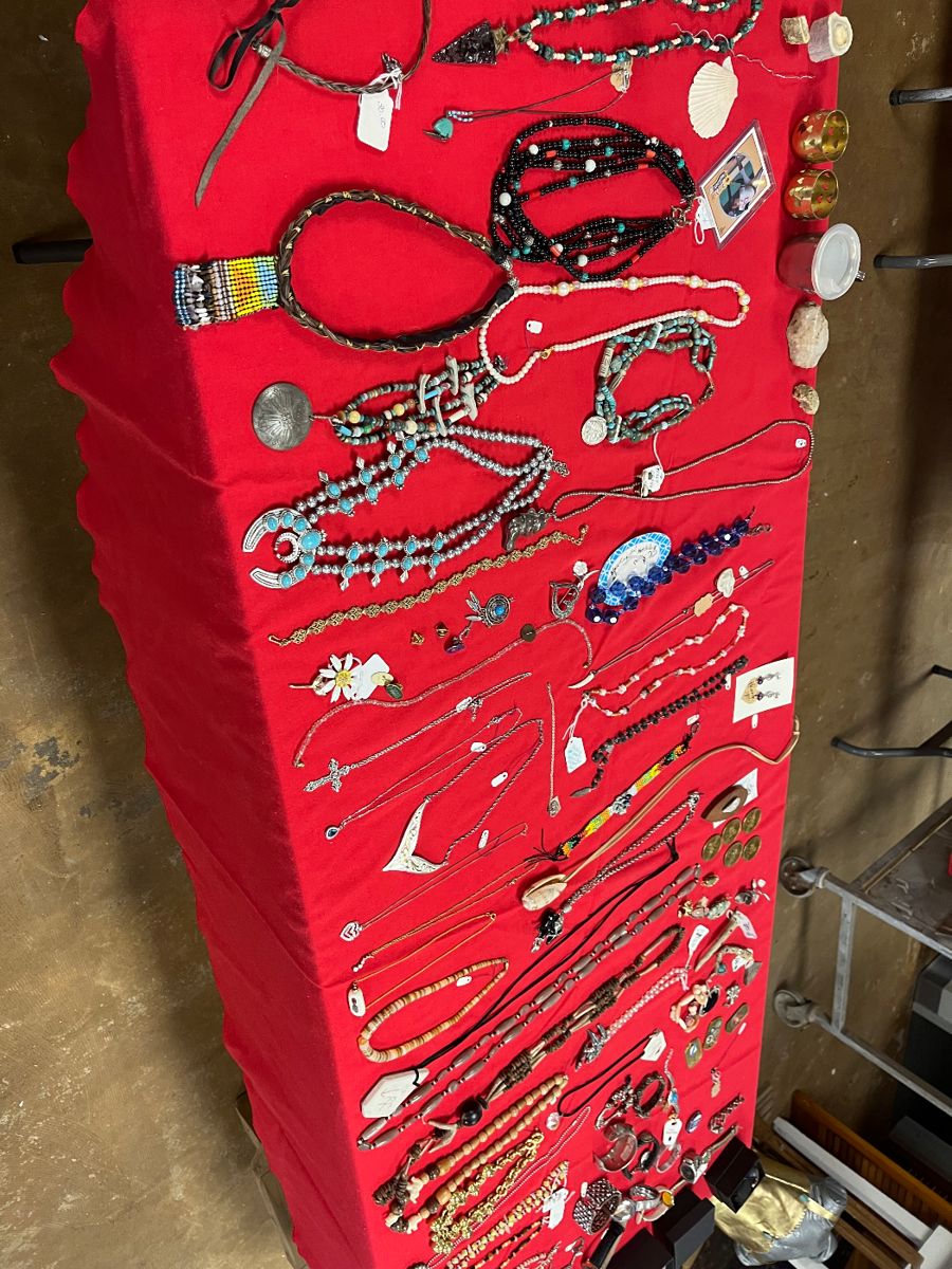 business-closing-sale-in-gatesville-tx-starts-on-4-5-2024