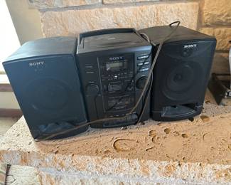 1996 Sony stereo 