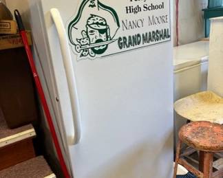 Stand-up freezer - very nice and just the right size.