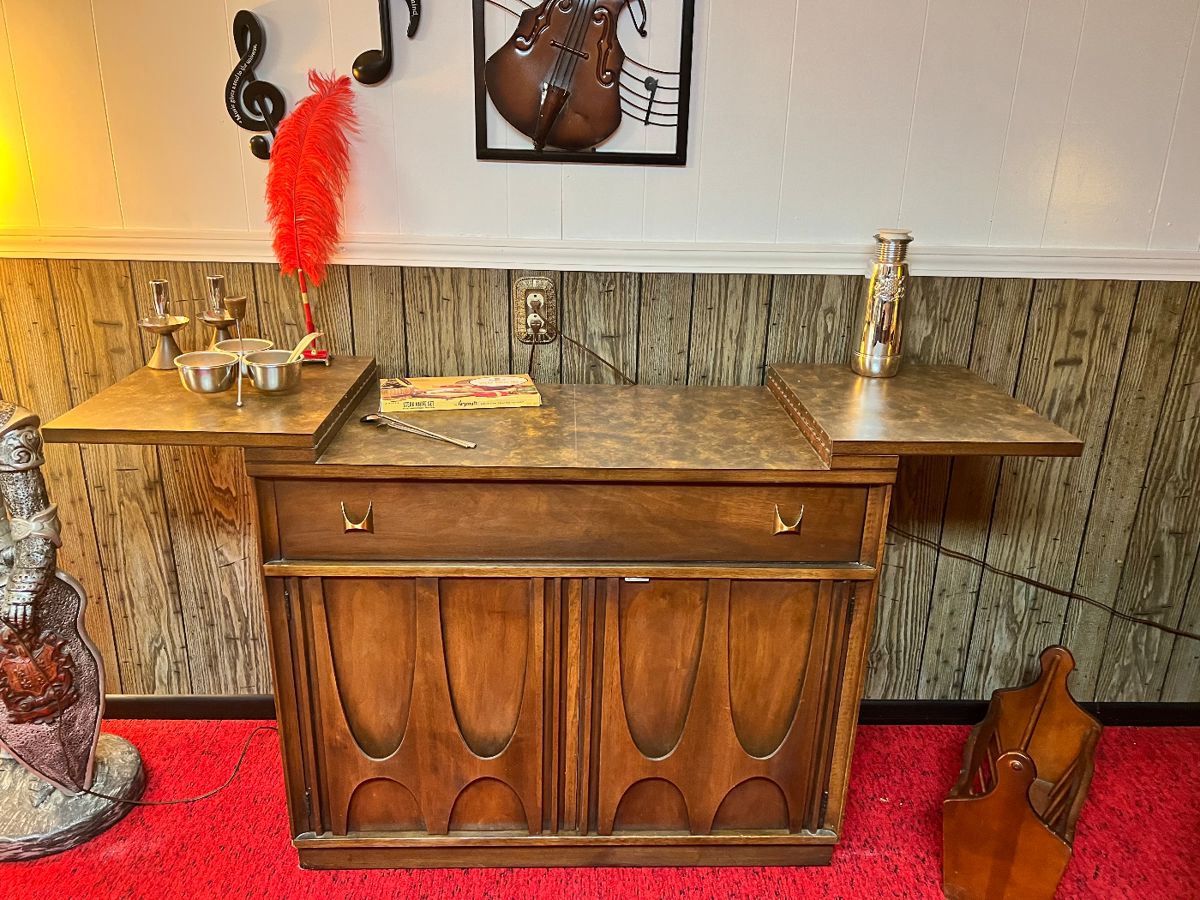 50 OFF RC’S Angels Estate Sale in Muskego, WI starts on 4/6/2024