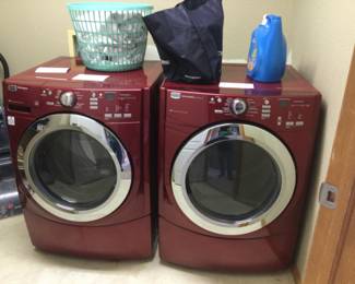 MAYTAG washer 3000 series, dryer is a 5000 series w/steam.