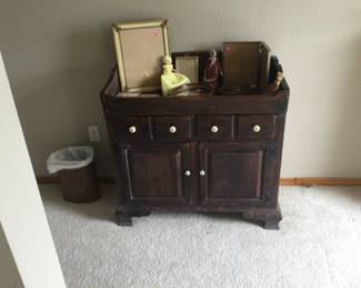 “Ethan Allen” dry sink w/picture frames & fancy dolls.