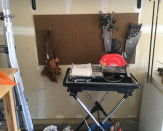 Tile saw w/tub & stand (rolling) , asst. tools, big ladder.